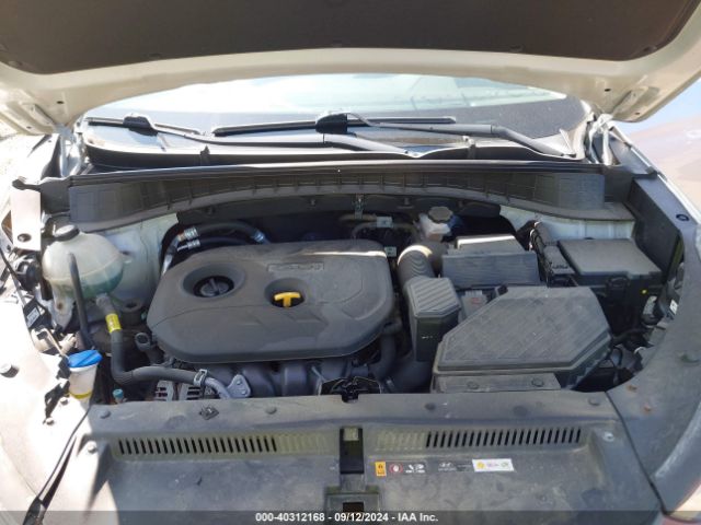 Photo 9 VIN: KM8J2CA47JU812256 - HYUNDAI TUCSON 