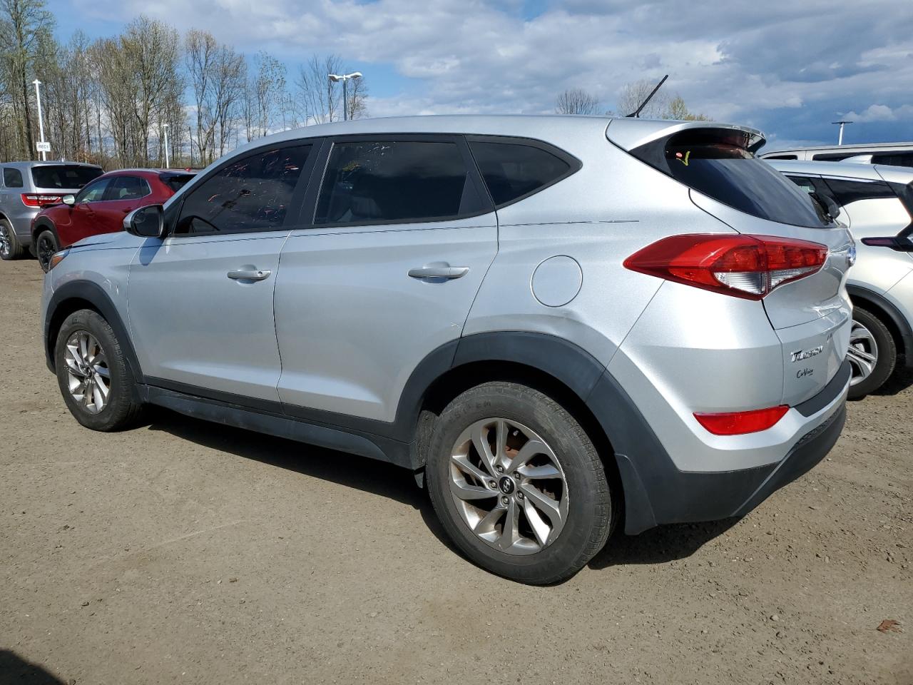 Photo 1 VIN: KM8J2CA47JU828215 - HYUNDAI TUCSON 