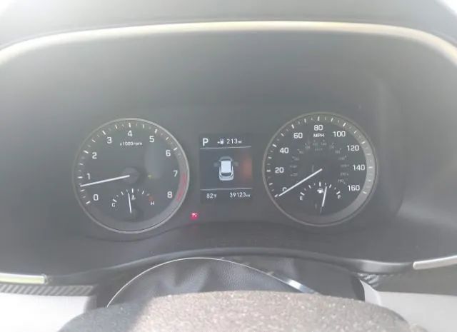 Photo 6 VIN: KM8J2CA47KU882387 - HYUNDAI TUCSON 