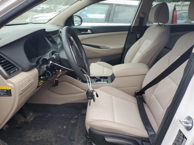 Photo 6 VIN: KM8J2CA48JU683220 - HYUNDAI TUCSON SE 