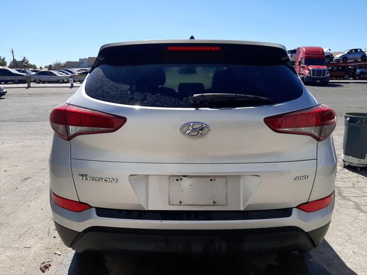 Photo 5 VIN: KM8J2CA48JU693598 - HYUNDAI TUCSON 