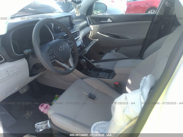 Photo 4 VIN: KM8J2CA48KU073173 - HYUNDAI TUCSON 