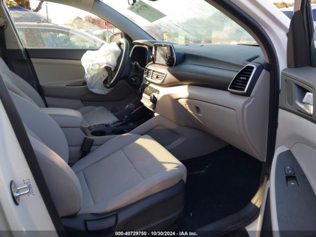 Photo 4 VIN: KM8J2CA48LU113981 - HYUNDAI TUCSON 