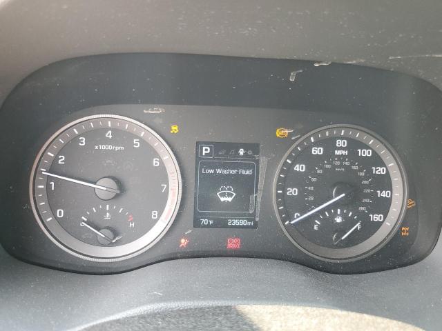 Photo 8 VIN: KM8J2CA49JU641381 - HYUNDAI TUCSON 