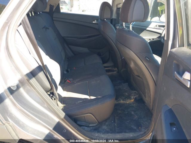 Photo 7 VIN: KM8J2CA49JU811139 - HYUNDAI TUCSON 