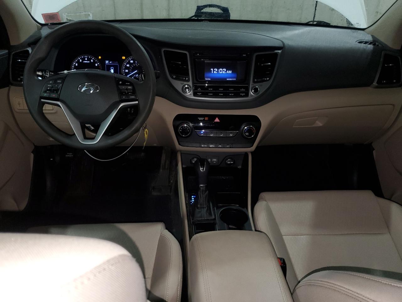 Photo 7 VIN: KM8J2CA49JU825543 - HYUNDAI TUCSON 