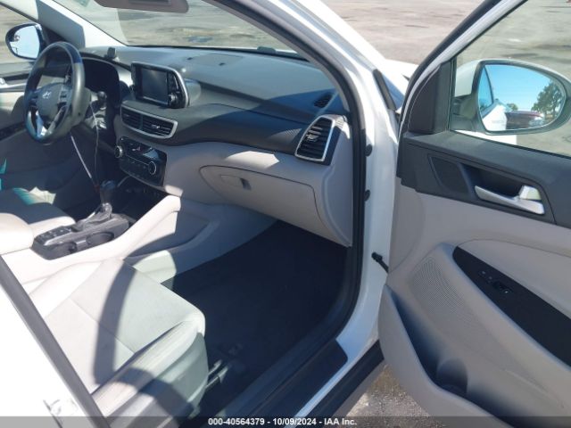 Photo 4 VIN: KM8J2CA49KU879670 - HYUNDAI TUCSON 