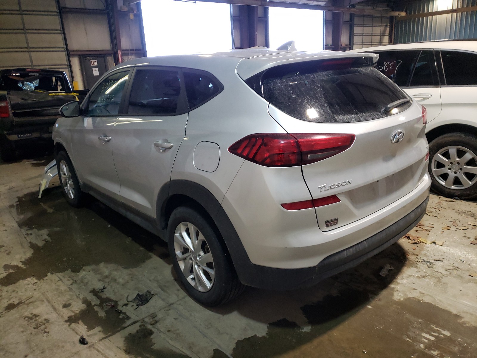 Photo 2 VIN: KM8J2CA49KU891382 - HYUNDAI TUCSON SE 