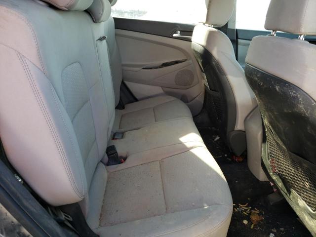 Photo 10 VIN: KM8J2CA49KU900811 - HYUNDAI TUCSON SE 