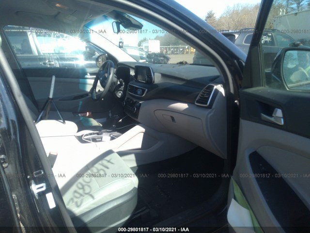 Photo 4 VIN: KM8J2CA49KU927782 - HYUNDAI TUCSON 