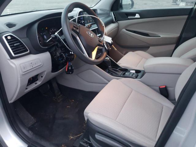 Photo 6 VIN: KM8J2CA49KU940743 - HYUNDAI TUCSON SE 