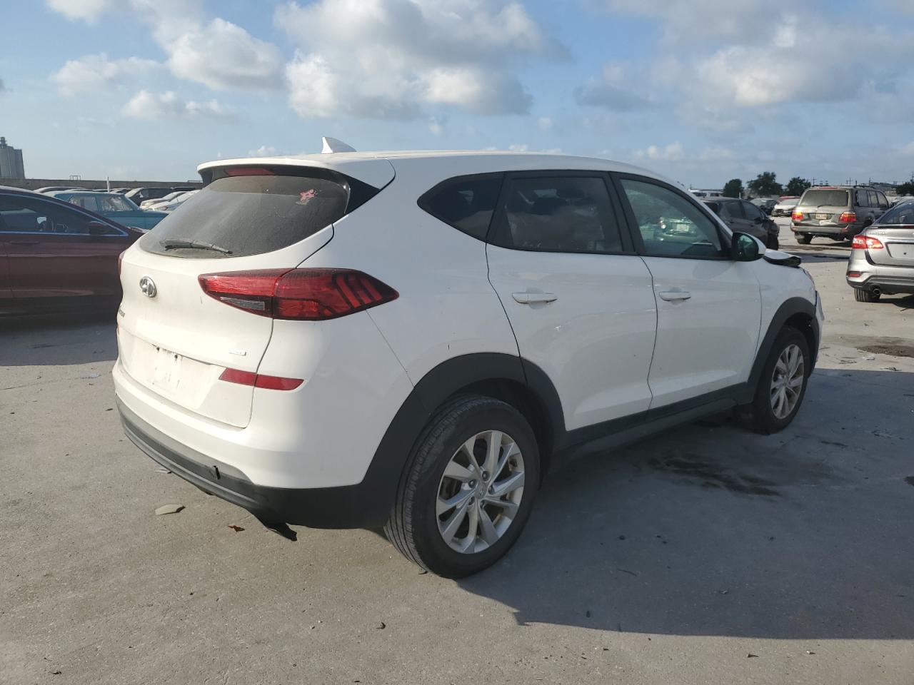 Photo 2 VIN: KM8J2CA49KU949068 - HYUNDAI TUCSON 