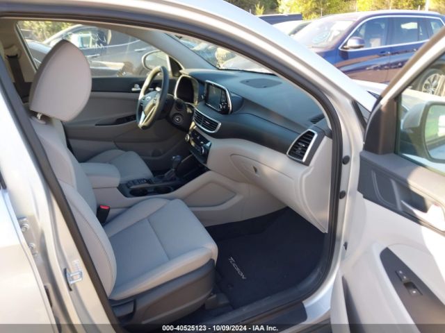 Photo 4 VIN: KM8J2CA49KU998366 - HYUNDAI TUCSON 