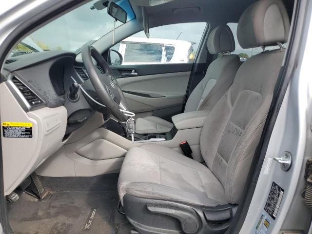 Photo 6 VIN: KM8J2CA4XJU624895 - HYUNDAI TUCSON SE 