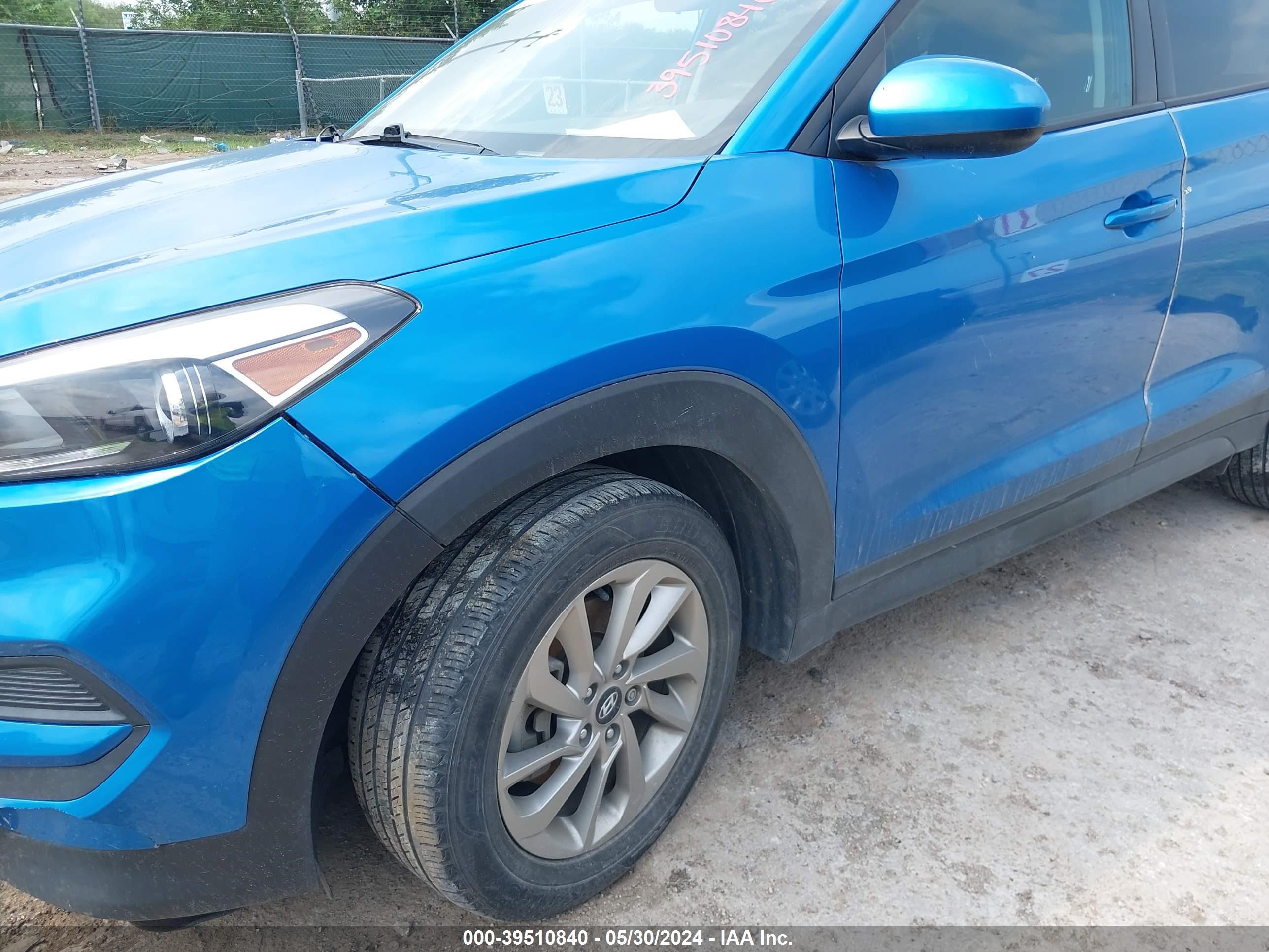 Photo 16 VIN: KM8J2CA4XJU732322 - HYUNDAI TUCSON 