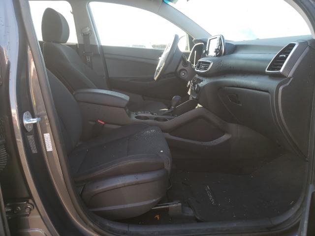 Photo 4 VIN: KM8J2CA4XKU054883 - HYUNDAI TUCSON SE 