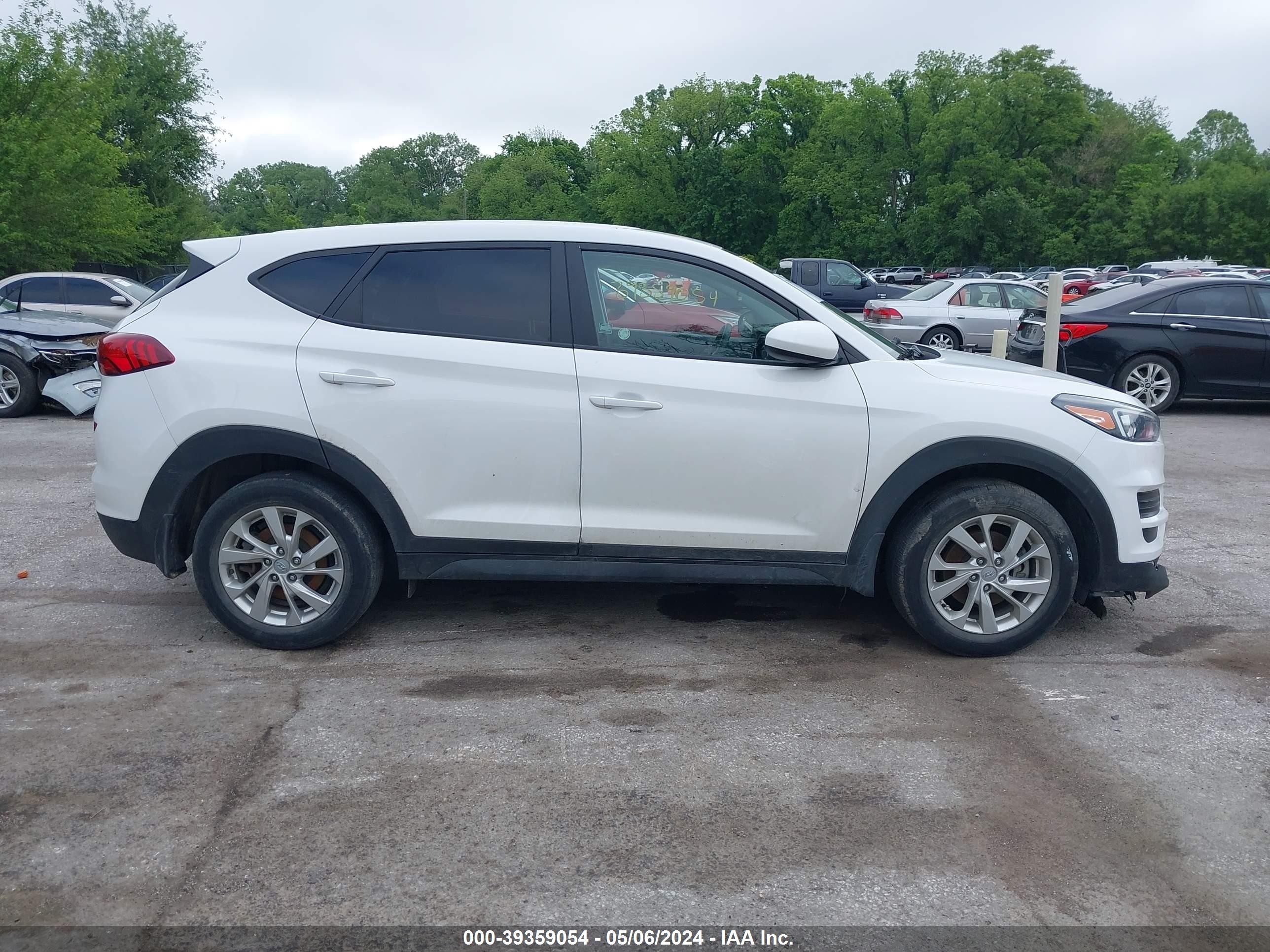 Photo 13 VIN: KM8J2CA4XKU872114 - HYUNDAI TUCSON 