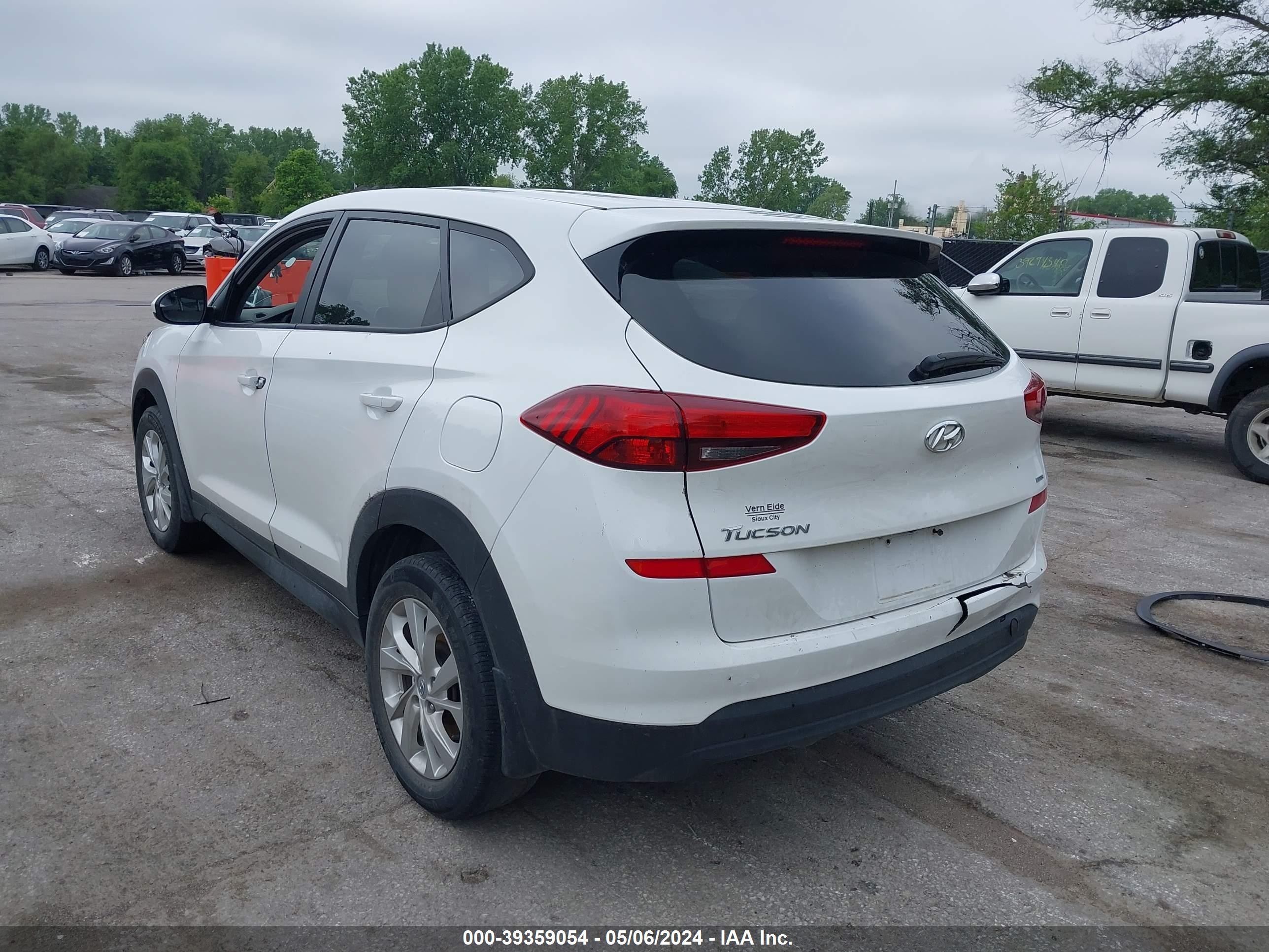 Photo 2 VIN: KM8J2CA4XKU872114 - HYUNDAI TUCSON 