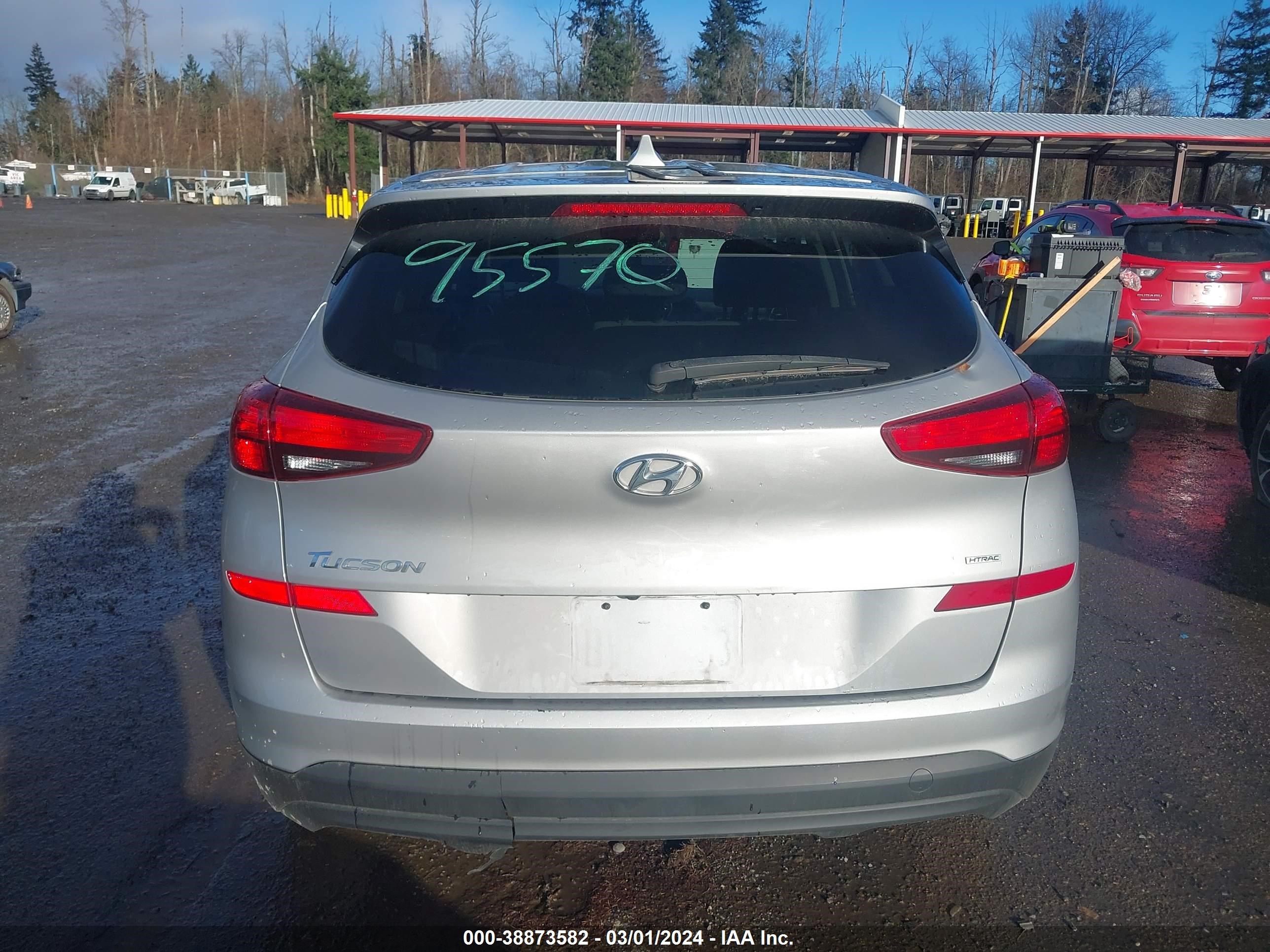 Photo 15 VIN: KM8J2CA4XLU080577 - HYUNDAI TUCSON 