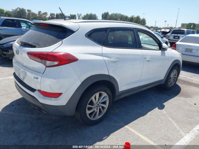 Photo 3 VIN: KM8J33A20GU031129 - HYUNDAI TUCSON 