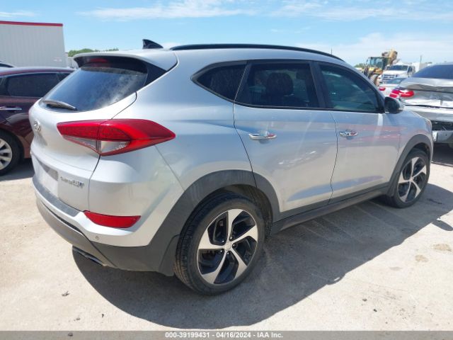 Photo 3 VIN: KM8J33A20GU223943 - HYUNDAI TUCSON 