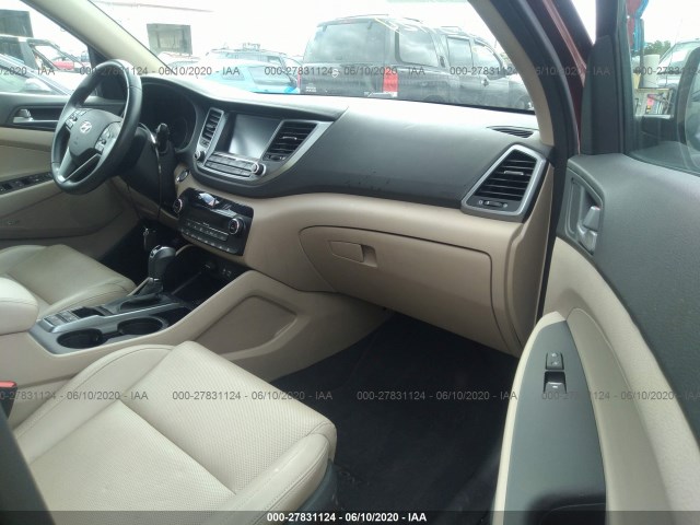 Photo 4 VIN: KM8J33A20HU328077 - HYUNDAI TUCSON 