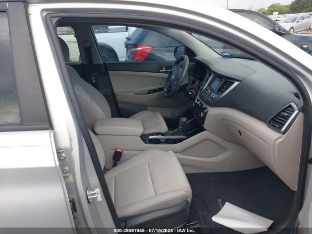 Photo 4 VIN: KM8J33A20HU469859 - HYUNDAI TUCSON 