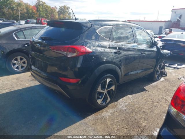 Photo 3 VIN: KM8J33A20HU560288 - HYUNDAI TUCSON 