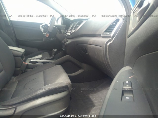 Photo 4 VIN: KM8J33A20JU734060 - HYUNDAI TUCSON 