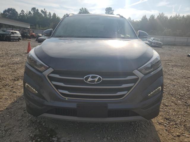 Photo 4 VIN: KM8J33A20JU815379 - HYUNDAI TUCSON VAL 