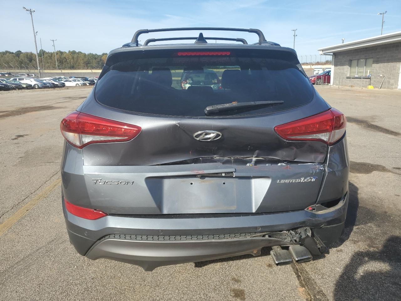 Photo 5 VIN: KM8J33A21GU211946 - HYUNDAI TUCSON 