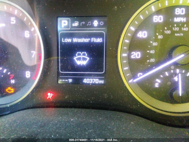 Photo 6 VIN: KM8J33A21HU361234 - HYUNDAI TUCSON 