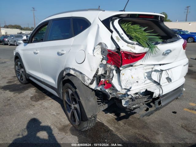 Photo 2 VIN: KM8J33A21HU388482 - HYUNDAI TUCSON 