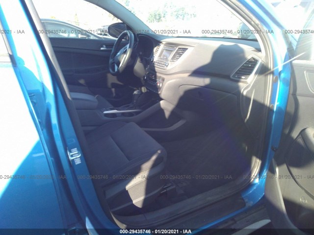 Photo 4 VIN: KM8J33A21HU401053 - HYUNDAI TUCSON 