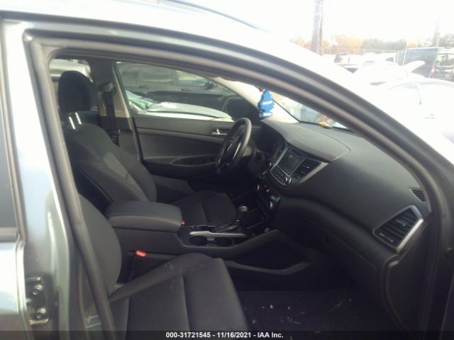 Photo 4 VIN: KM8J33A21HU492082 - HYUNDAI TUCSON 