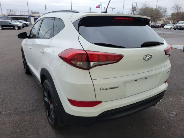 Photo 4 VIN: KM8J33A21HU552393 - HYUNDAI TUCSON 