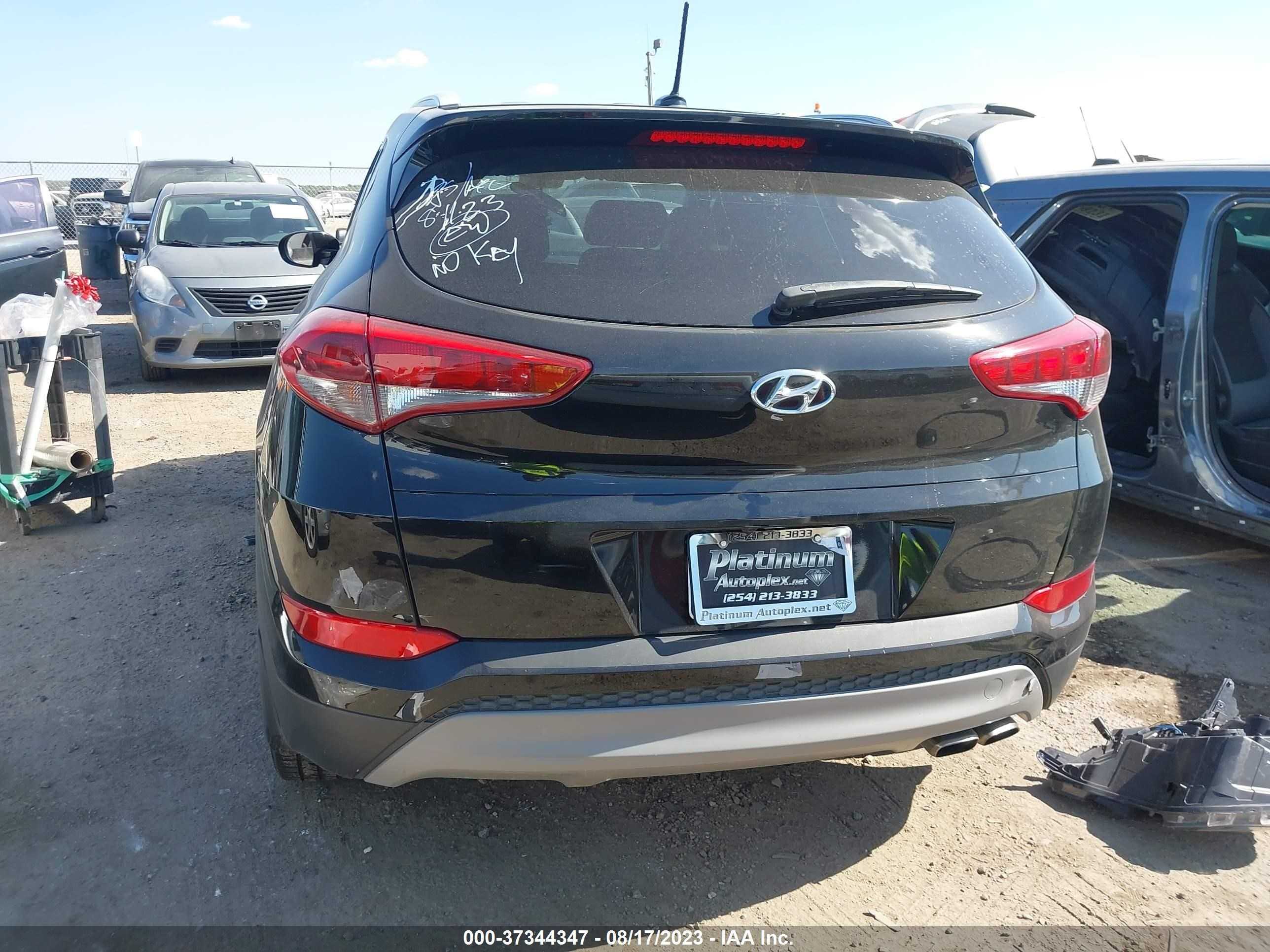 Photo 15 VIN: KM8J33A21HU591808 - HYUNDAI TUCSON 