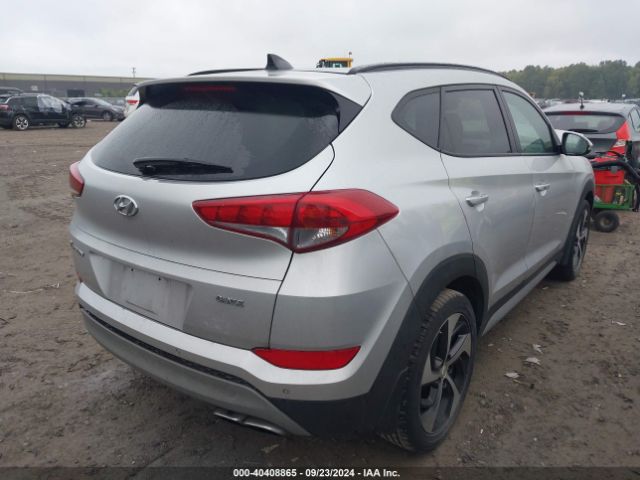 Photo 3 VIN: KM8J33A21JU685161 - HYUNDAI TUCSON 