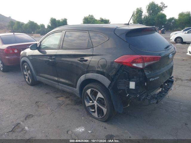 Photo 2 VIN: KM8J33A22GU027759 - HYUNDAI TUCSON 