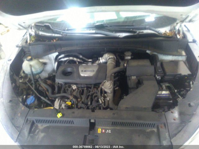 Photo 9 VIN: KM8J33A22GU052998 - HYUNDAI TUCSON 