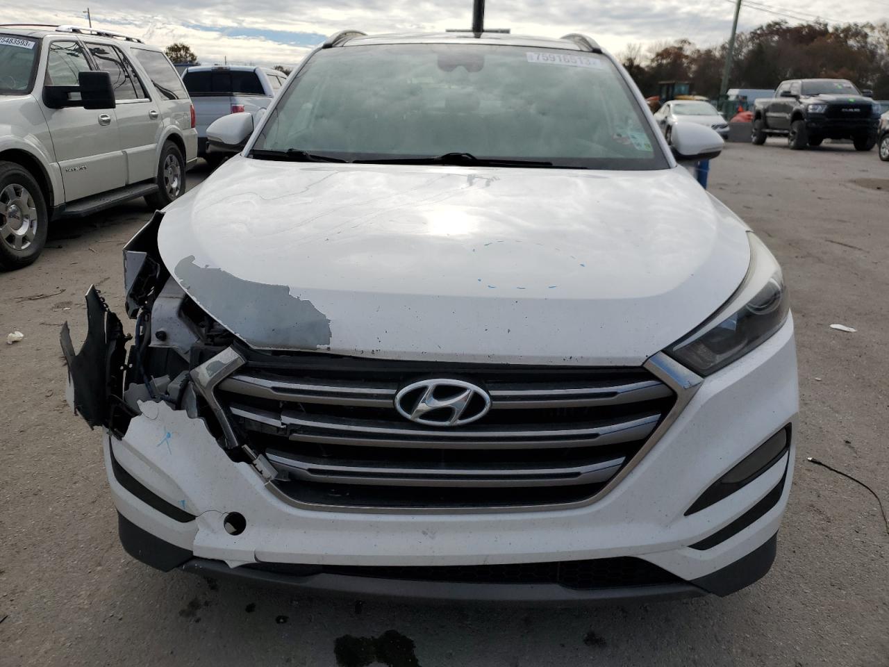 Photo 4 VIN: KM8J33A22GU066741 - HYUNDAI TUCSON 