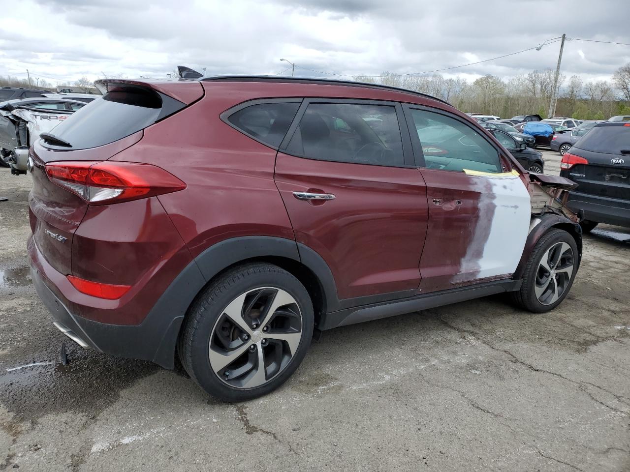 Photo 2 VIN: KM8J33A22GU233874 - HYUNDAI TUCSON 