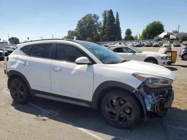 Photo 3 VIN: KM8J33A22HU369729 - HYUNDAI TUCSON LIM 