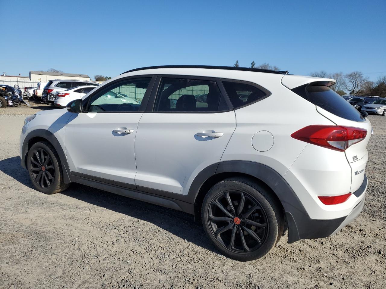 Photo 1 VIN: KM8J33A22HU539040 - HYUNDAI TUCSON 