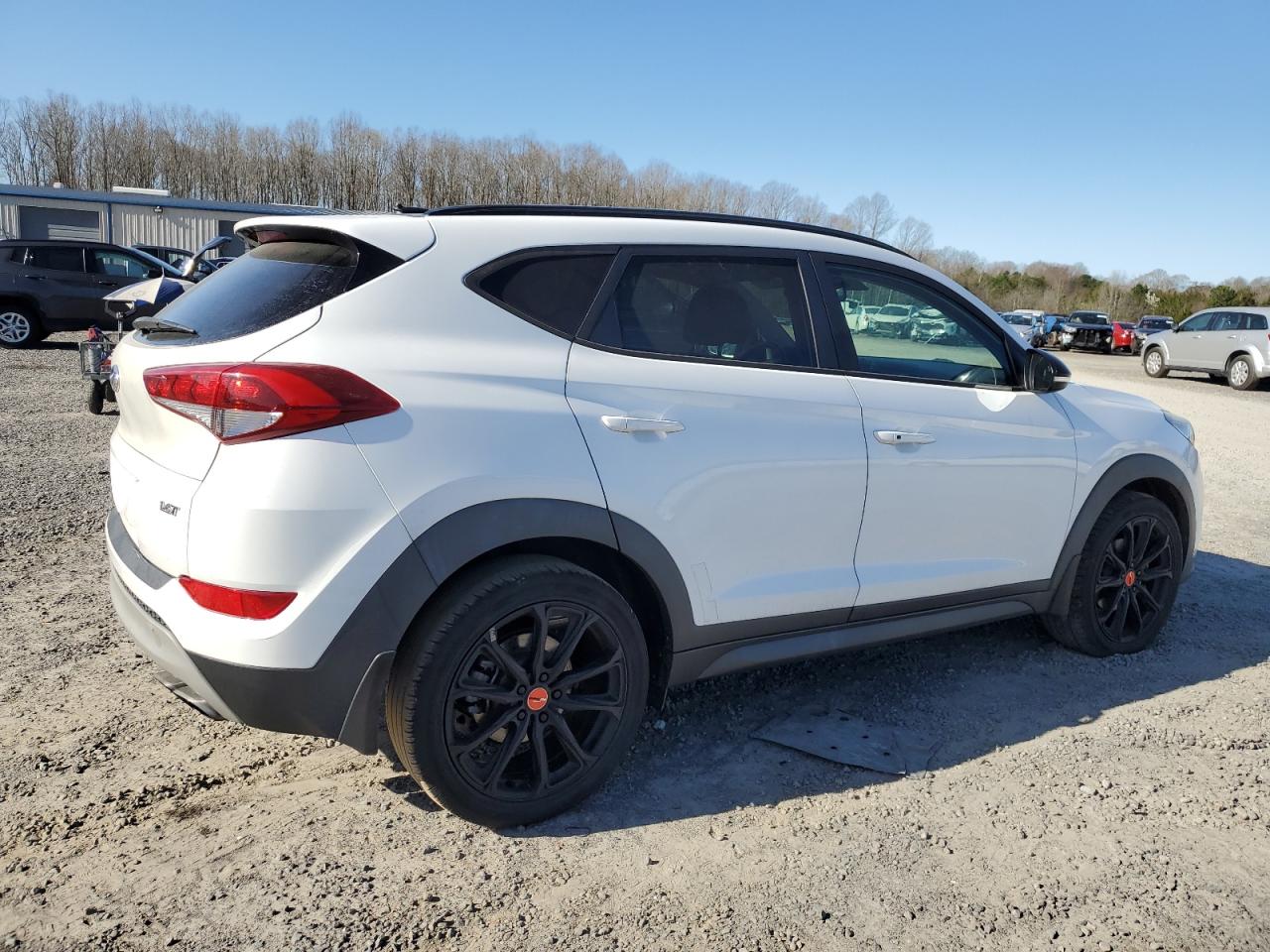 Photo 2 VIN: KM8J33A22HU539040 - HYUNDAI TUCSON 