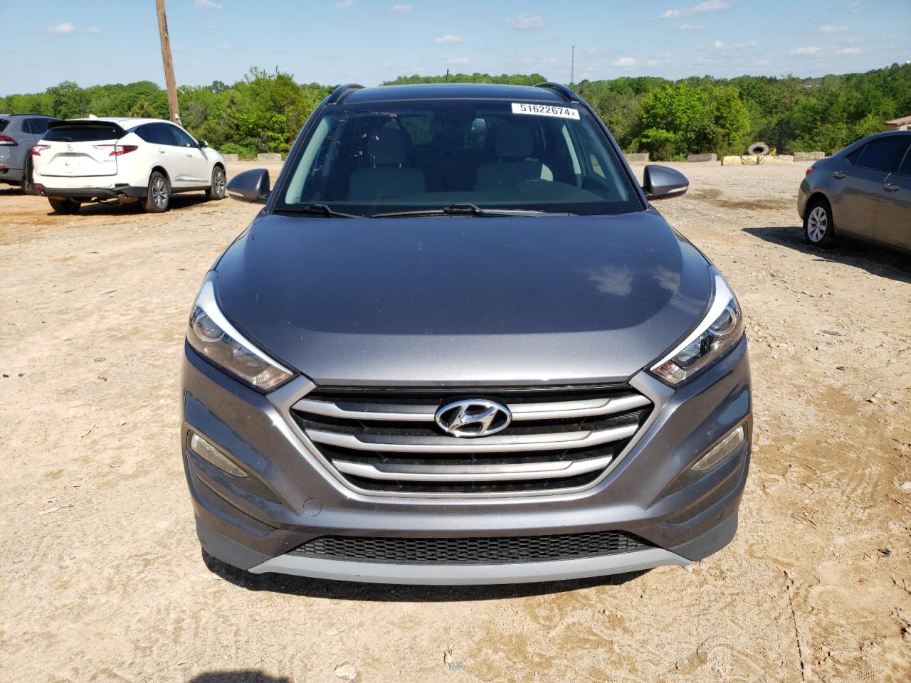 Photo 4 VIN: KM8J33A22HU575519 - HYUNDAI TUCSON 