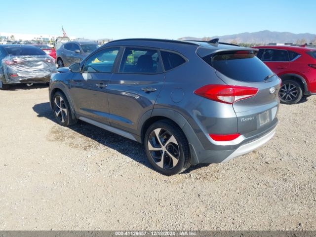 Photo 2 VIN: KM8J33A22JU623798 - HYUNDAI TUCSON 