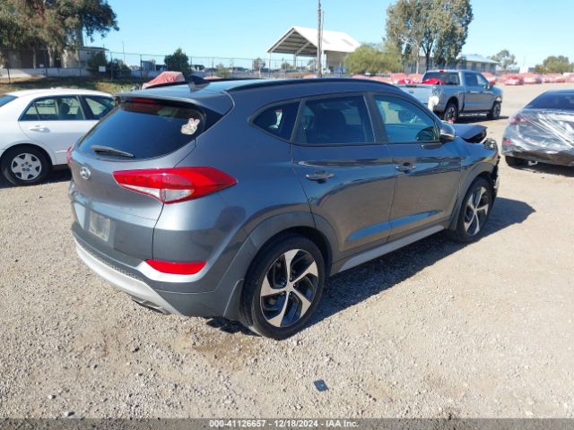 Photo 3 VIN: KM8J33A22JU623798 - HYUNDAI TUCSON 