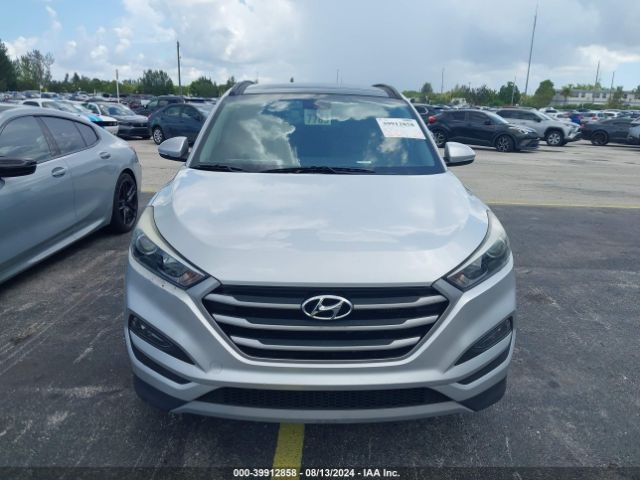 Photo 5 VIN: KM8J33A22JU653237 - HYUNDAI TUCSON 