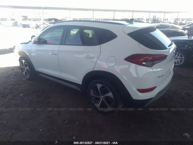 Photo 2 VIN: KM8J33A22JU666585 - HYUNDAI TUCSON 